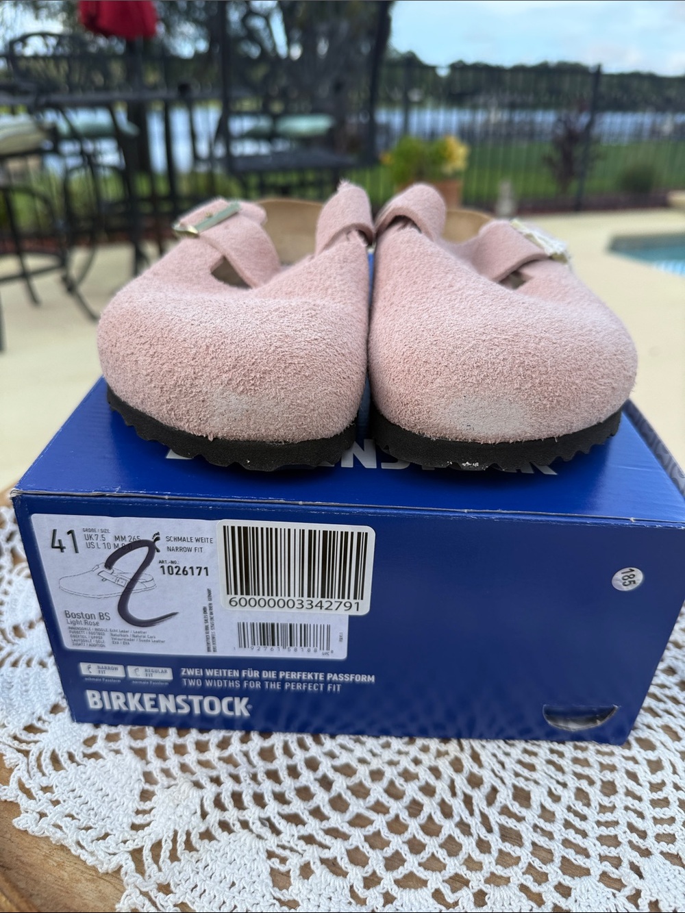 Birkenstock Women's Light Pink Suede Clogs with Buckle Size 41 - Picture 6 of 7